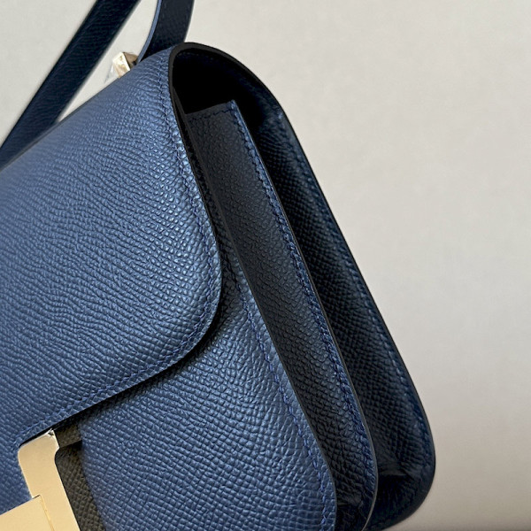 Hermes Constance 19 Ostrich Rose Tyrien (E5) Gold Hardware Black