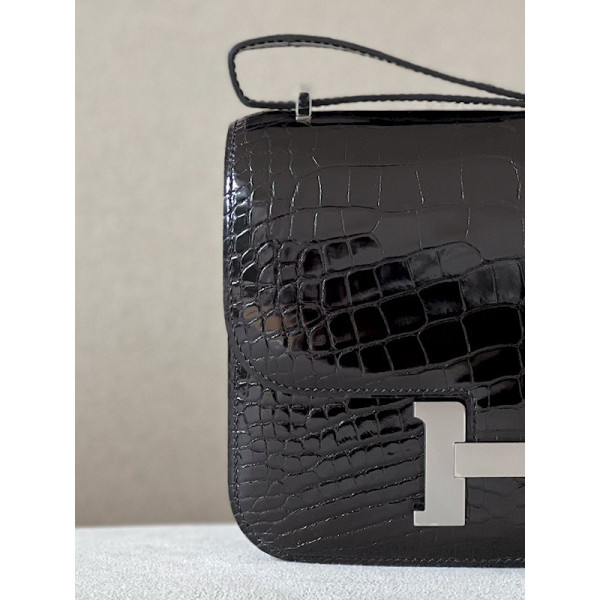 Hermes Constance 19 Ostrich Parchemin (3C) Palladium Hardware Dark Brown