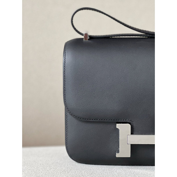 Hermes Constance 19 Ostrich Terre Cuite (94) Palladium Hardware Black