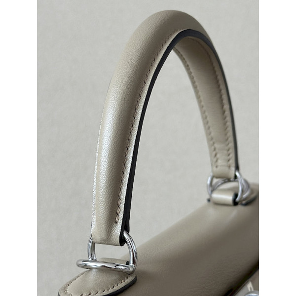 Hermes Kelly 25 Swift Toffee (1H) Palladium Hardware Sage Green