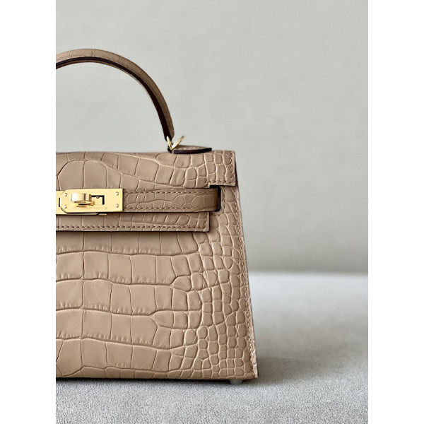 Hermes Constance 24 Epsom Gold(37) Gold Hardware Dark Beige
