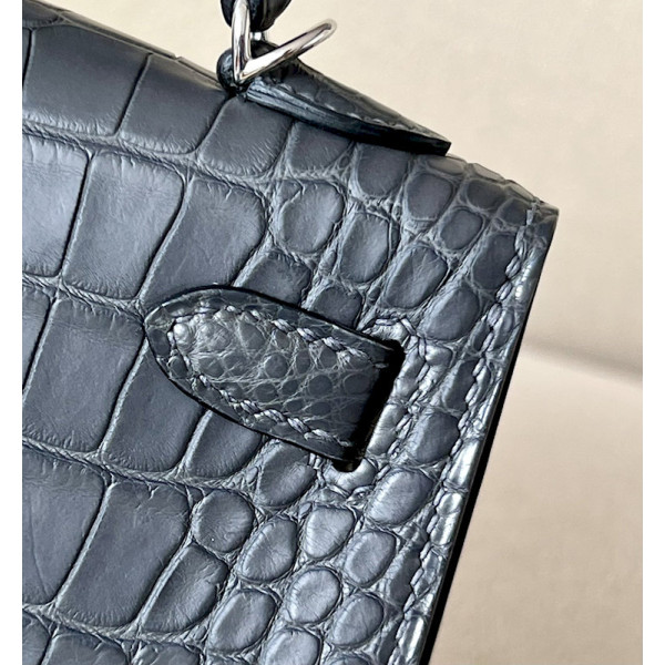 Hermes Herm&Atilde;&uml;s Birkin 20 Faubourg Sellier Beton Matte Alligator Palladium Hardware Dark Grey