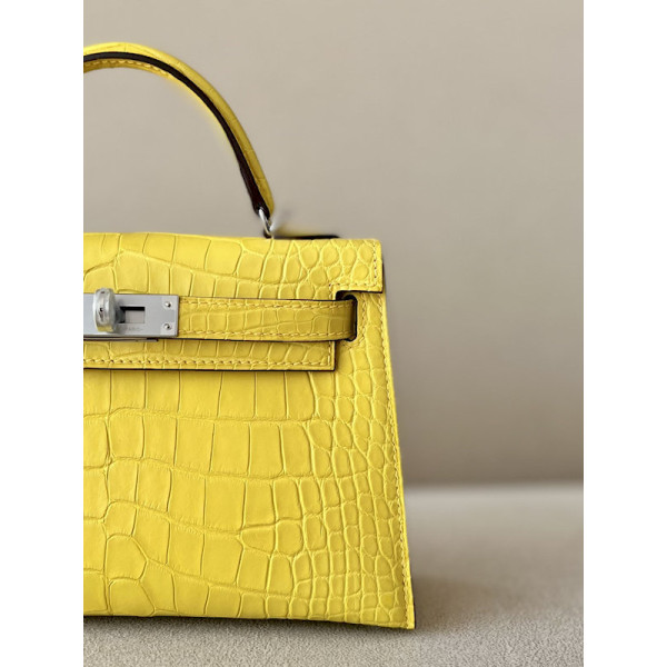 Hermes Kelly Mini Alligator Beton (8L) Gold Hardware Yellow