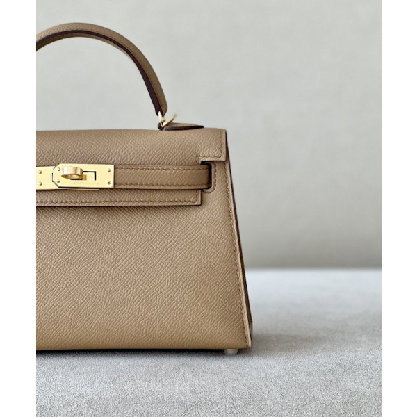 Hermes Kelly Mini Alligator Vert Emeraude (6Q) Gold Hardware Dark Beige