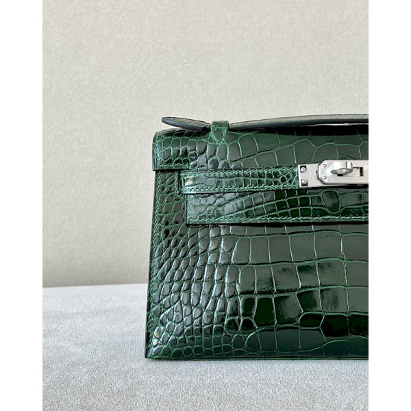 Hermes Kelly Pochette Alligator Bois De Rose (G5) Gold Hardware Dark Green