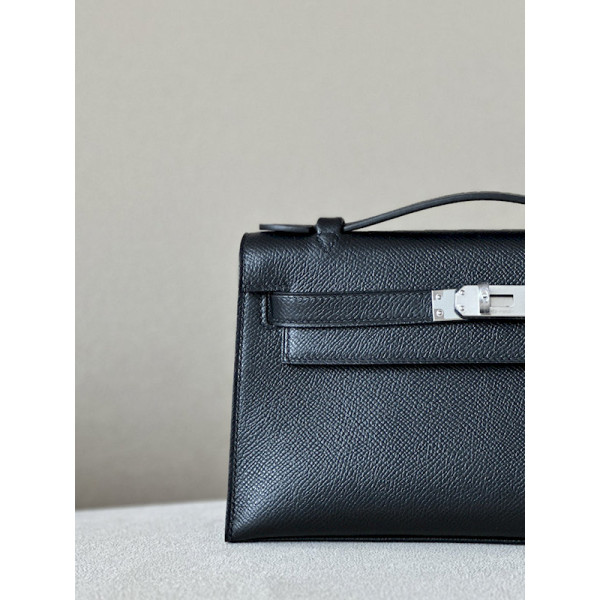 Hermes Kelly Pochette Epsom Jaune Amber (9D) Gold Hardware Black