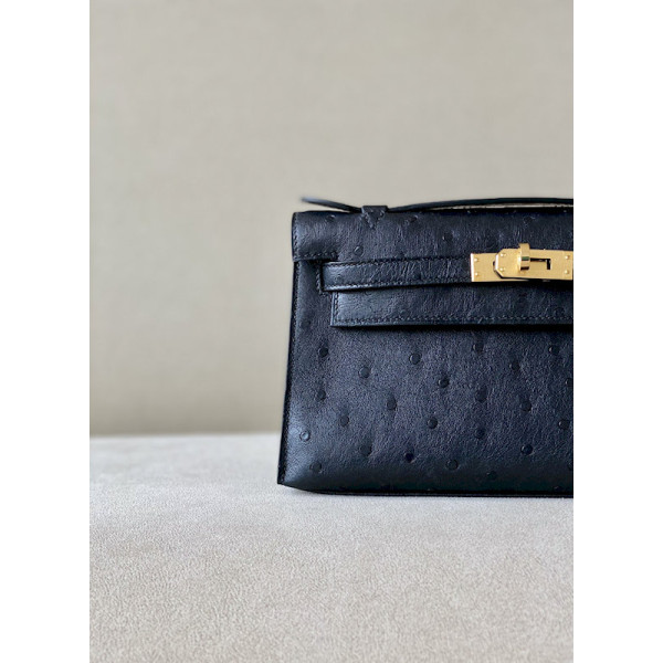 Hermes Kelly Pochette Epsom Vert Amande (63) Gold Hardware Black