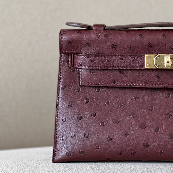 Hermes Kelly Pochette Ostrich Paradise (2T) Gold Hardware Burgundy Red