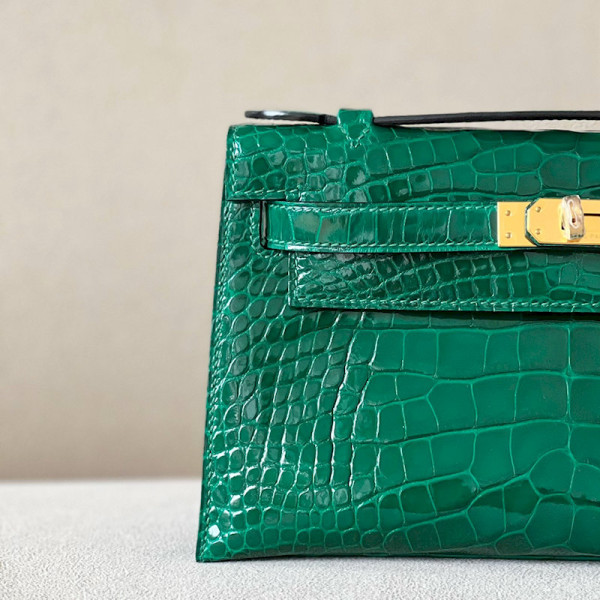 Hermes Kelly Pochette HSS Swift Beton(8L) And Rose Lipstick(U5)Gold Hardware Green