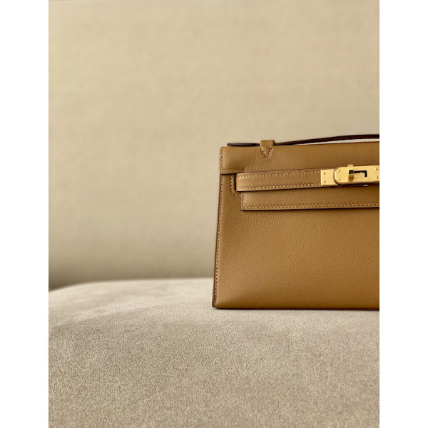 Hermes Kelly Pochette Swift New Bleu Jean (D2) Gold Hardware Brown