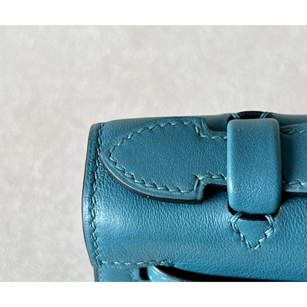 Hermes Kelly Pochette Swift Beige Marfa (8Q) Gold Hardware Blue