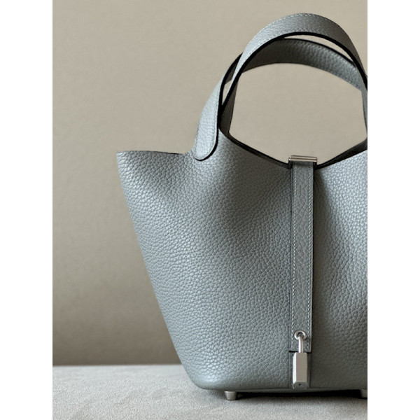 Hermes Picotin Lock 18 Clemence Brume(T0) Palladium Hardware Grey
