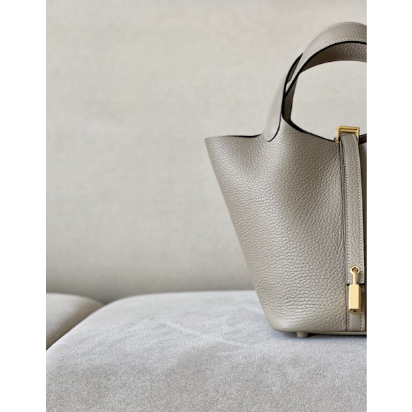 Hermes Picotin Lock 18 Clemence and Matt Alligator Gold(37) Gold Hardware Dark Beige
