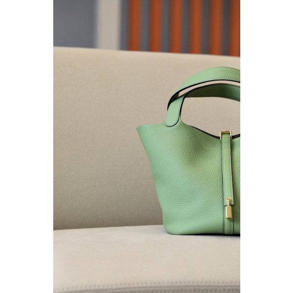 Hermes Picotin Lock 18 Clemence Rouge Laque(3M) Gold Hardware Light Green