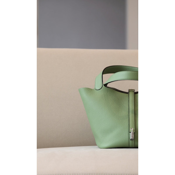 Hermes Picotin Lock 18 Clemence Rouge Laque(3M) Palladium Hardware Light Green