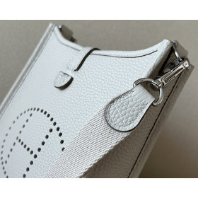 Hermes Constance 19 Epsom Vert Fizz(0S) Palladium Hardware White