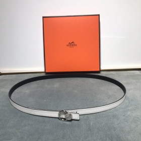 Hermes Belt Buckle & Reversible Leather Strap 15 mm With Silver Buckle in White/Black