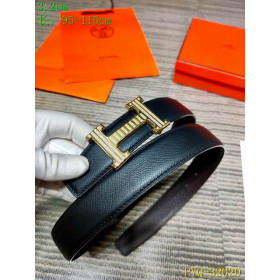 Hermes Reversible belt leather strap 32 mm with H-shaped diamond gold buckle in black and coffee brown