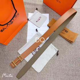 Hermes Royal belt gold buckle & Reversible leather strap 32 mm in brown and brown-green