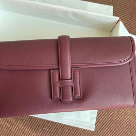 Hermes Hermes Halzan 25 Clemence Nior (89) Palladium Hardware Burgundy Red