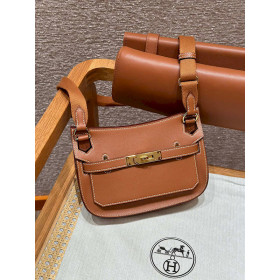 Hermes In-The-Loop 18 Swift Vert Comics (0Z) Palladium Hardware Brown