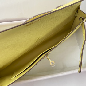 Hermes Kelly Cut 31 Epsom Vert Criquet (3I) Gold Hardware Yellow