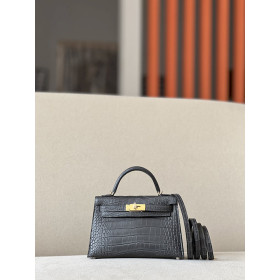 Hermes Hermes In-The-Loop 18 Swift Etoupe (18) Gold Hardware Black