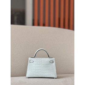 Hermes Hermes In-The-Loop 18 Swift Gold (37) Palladium Hardware White