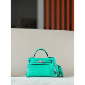 Hermes In-The-Loop 18 Swift Nior (89) Gold Hardware Green