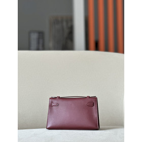Hermes Kelly Pochette Ostrich Vert Criquet (3I) Gold Hardware Burgundy Red