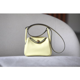 Hermes Lindy 26 Clemence Vert Criquet (3I) Palladium Hardware Yellow
