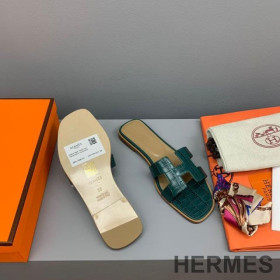 Hermes Oran Slides Women Crocodile Leather Green