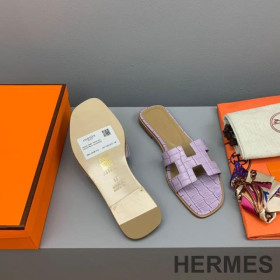 Hermes Oran Slides Women Crocodile Leather Light Purple