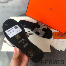 Hermes Oran Slides Women Glitter Leather Black/Silver