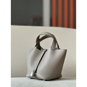 Hermes Picotin Lock 18 Clemence Bleu electrique(7T) Palladium Hardware Dark Beige
