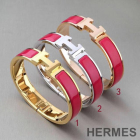 Hermes Small Clic H Bracelet Rose