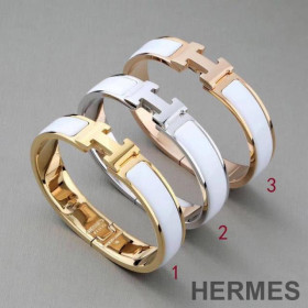 Hermes Small Clic H Bracelet White