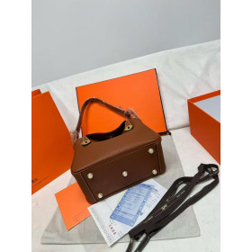 Hermes Lindy 26cm Bag Brown in Leather