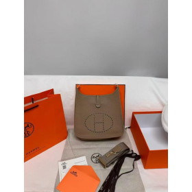 Hermes Taurillon Clemence Sangle Evelyne TPM Beige